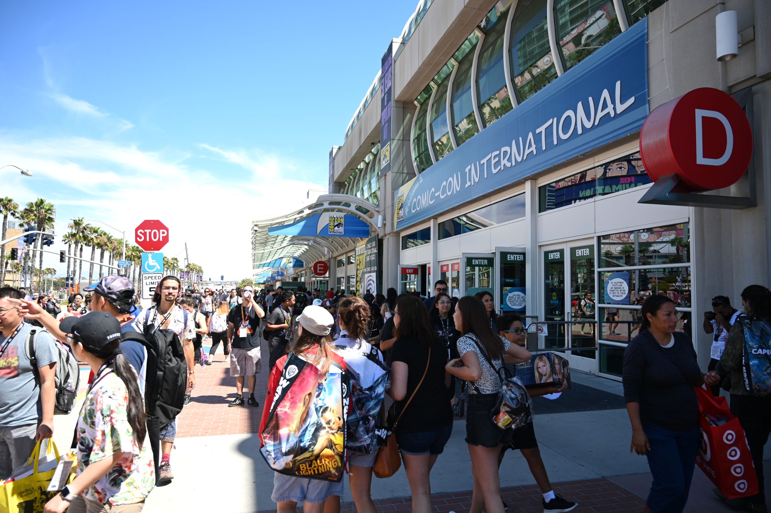 We Took the Nikon Z 6 to San Diego Comic Con 2019