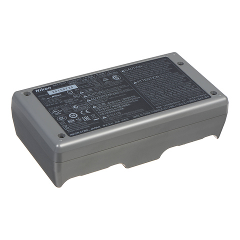 MH-26a Battery Charger Image 2