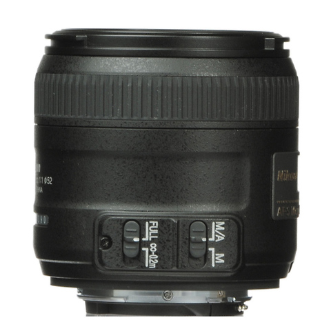 40mm f/2.8G AF-S DX Micro-Nikkor Lens Image 2