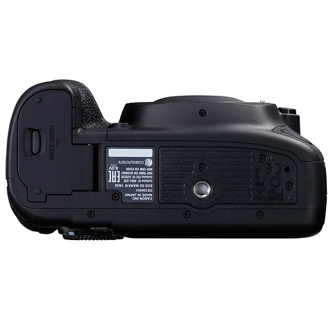 EOS 5D Mark IV Digital SLR Camera Body with Canon Log Image 5