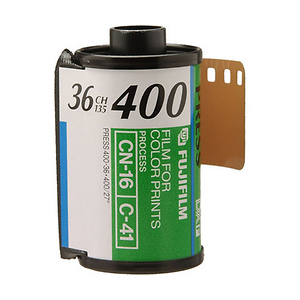 Fujicolor Superia X-TRA 400 Color Negative Film (35mm Roll Film, 36 Exposures)