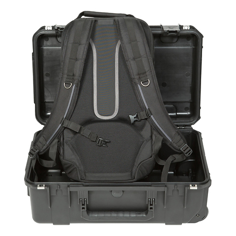 iSeries 2011-7 Case with Think Tank Designed Photo Backpack (Black) Image 2