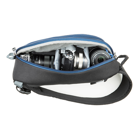 TurnStyle 5 V2.0 Sling Camera Bag (Charcoal) Image 5