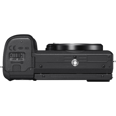 Alpha a6400 Mirrorless Digital Camera with 18-135mm Lens (Black) Image 6