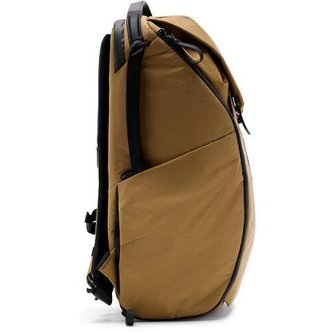 Everyday Backpack v2 (Coyote, 30L) Image 3