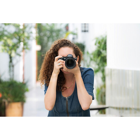 Z5II Mirrorless Digital Camera Body Image 9