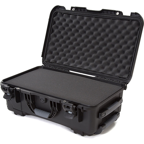 935 Wheeled Hard Case with Foam Insert (Black, 28.5L) Image 0