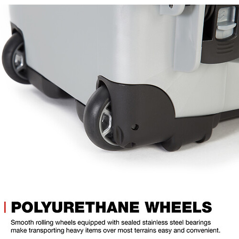 935 Wheeled Hard Case with Foam Insert (Silver, 28.5L) Image 3