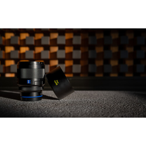 Otus ML 50mm f/1.4 Lens for Sony E Image 6