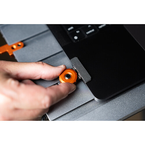 AeroTrac Tech Clamps (2-Pack) Image 5