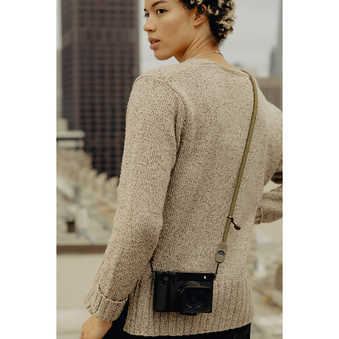 Form Rope Camera Strap (Kelp, 46.7 in.) Image 6