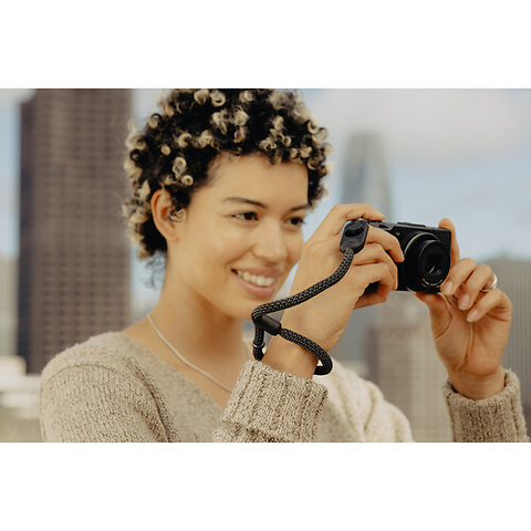 Cuff Rope Camera Wrist Strap (Black) Image 5