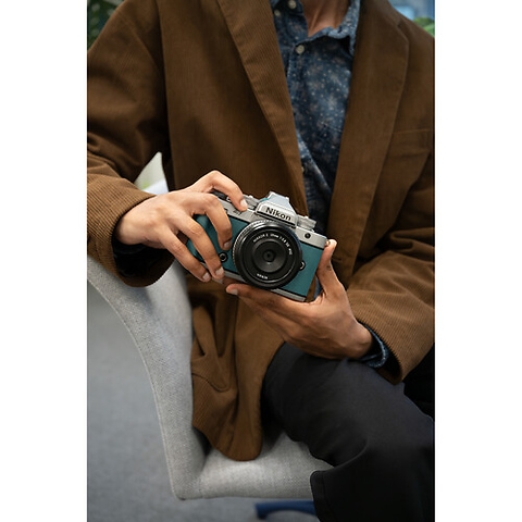 Z f Mirrorless Digital Camera Body (Silver & Teal Blue) Image 5