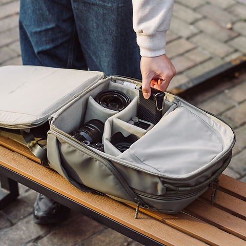 OneGo Lite Backpack (Matte Black, 12L) Image 3