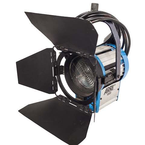 1K Tungsten Fresnel Light Image 0