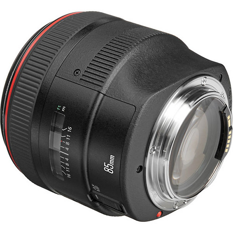 EF 85mm f/1.2L II USM Lens Image 2