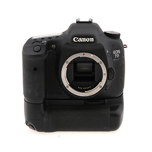 EOS 7D DSLR Body w/ BG-E7 Battery Grip - Pre-Owned Image 0