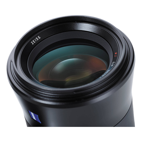 Otus 55mm f/1.4 ZE Lens (Canon EF Mount) Image 3