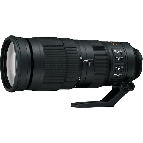 AF-S 200-500mm f/5.6E VR ED Lens Image 1