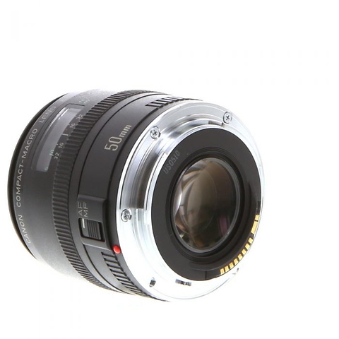 EF 50mm f/2.5 Compact Macro Lens Image 1