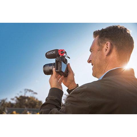 VideoMicro II Ultracompact Camera-Mount Shotgun Microphone for Cameras and Smartphones Image 12