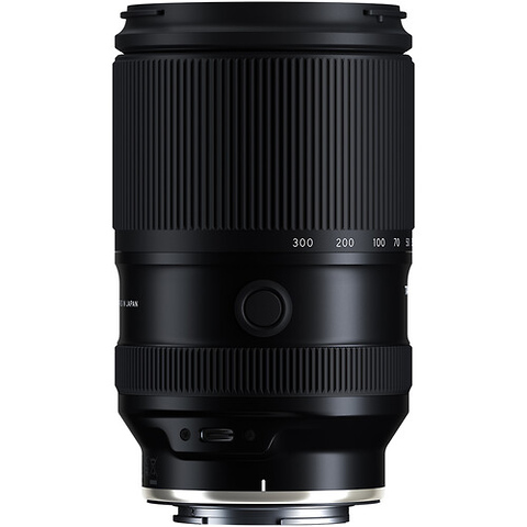 28-300mm f/4-7.1 Di III VC VXD Lens for Sony E Image 4