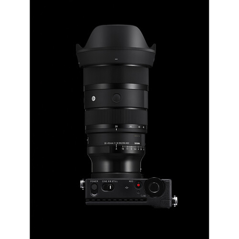 28-45mm f/1.8 DG DN Art Lens for Sony E Image 10