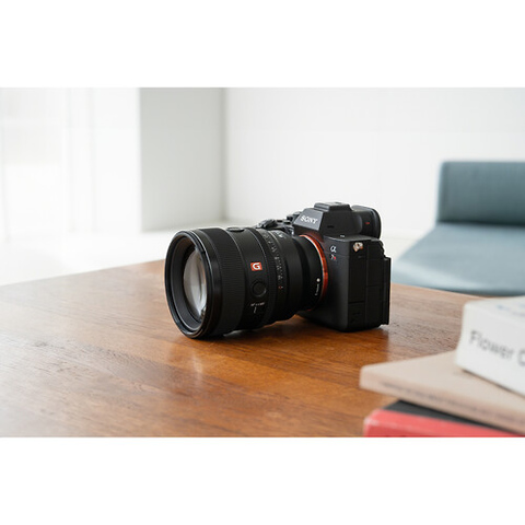 FE 85mm f/1.4 GM II Lens Image 10