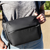 Everyday Sling v2 (Black, 3L) Thumbnail 7