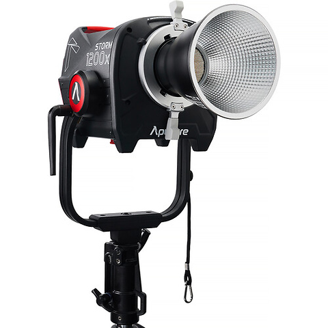 STORM 1200x Cine Kit with Skid Support, Fresnel, and Barndoors Image 2
